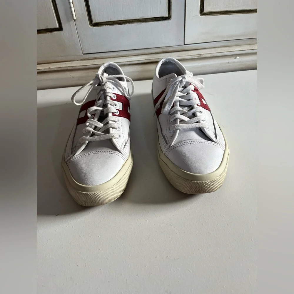 Men’s HUF Hupper 2 Lo sneaker in white with red 